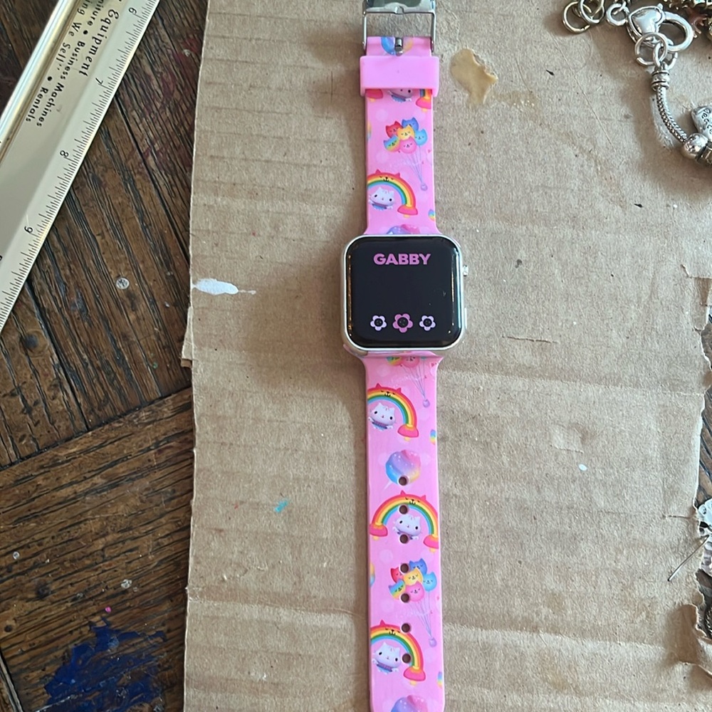 GABBYS DOLLHOUSE DIGITAL WATCH BY DREAMWORKS, like new